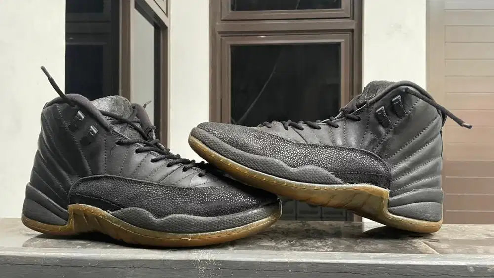 retro 12 vintage black ovo