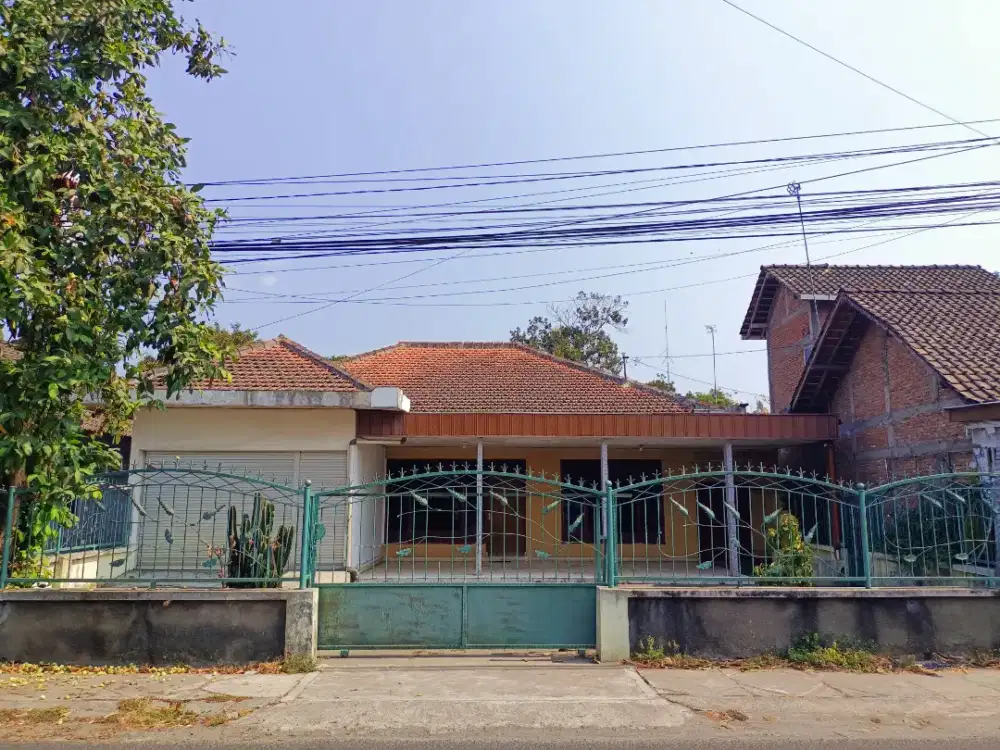 Dijual RUMAH BESERTA LAHAN KEBON BELAKANG RUMAH