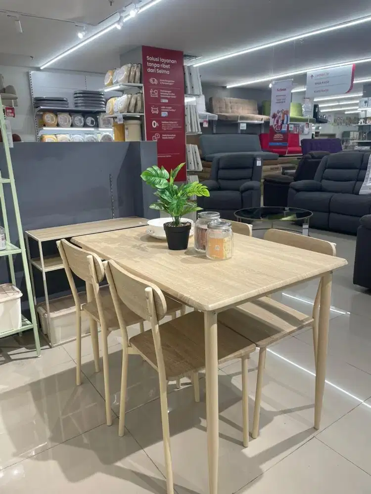 Meja makan set lamira