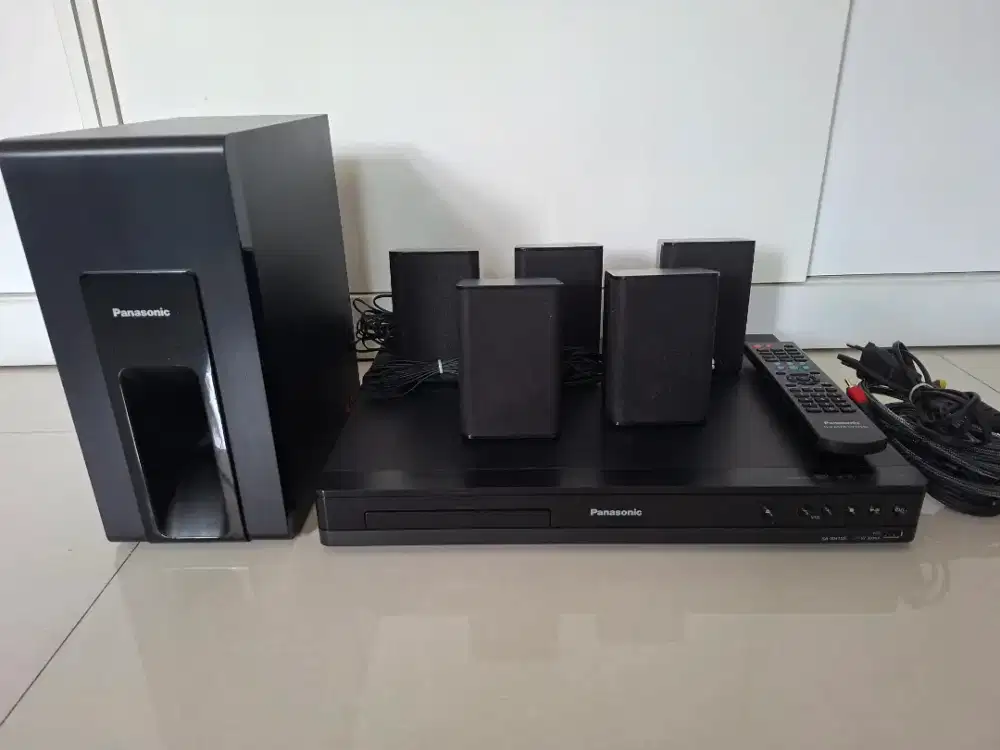 Set home theatre merk panasonic lengkap