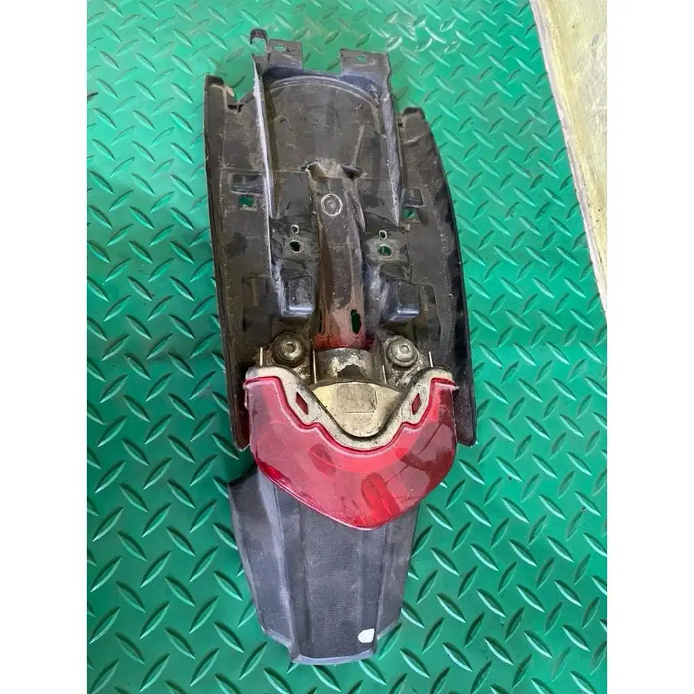 Spakbor Belakang CRF Original Copotan