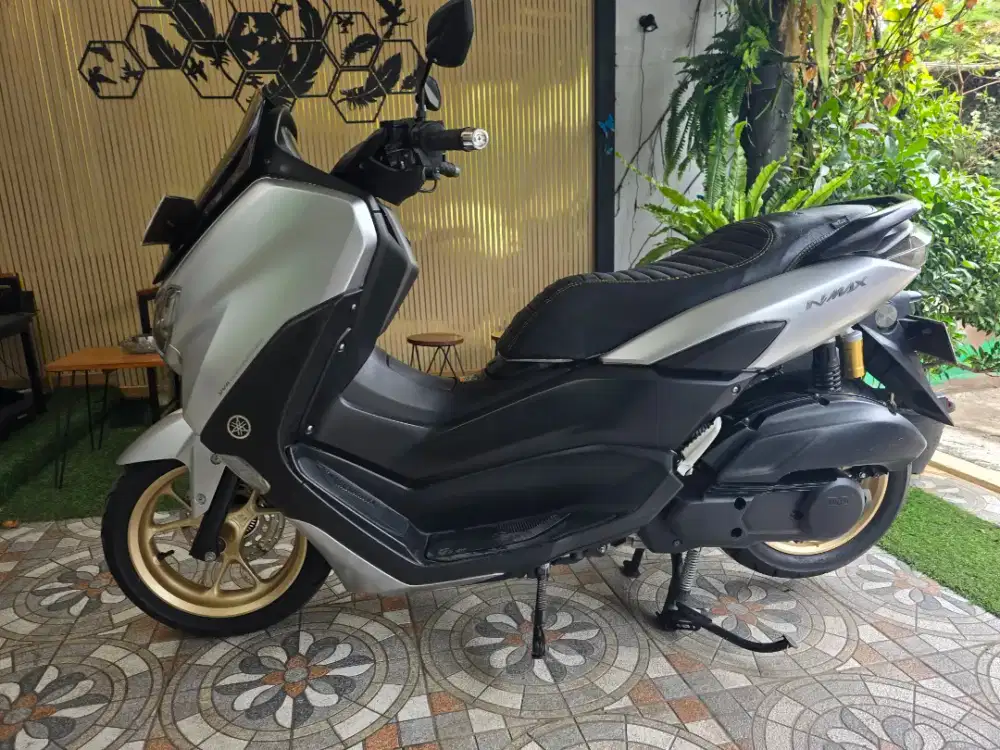NMAX keyless connected 2023 pajak panjang mulus