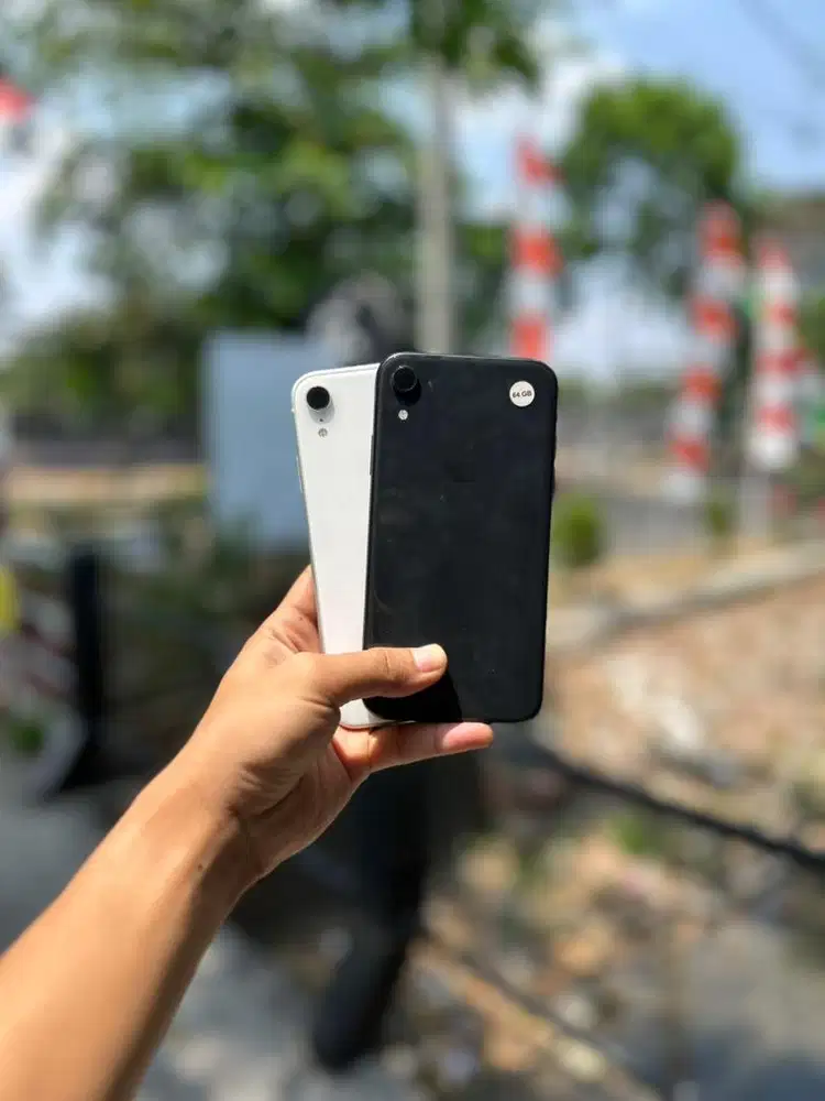 iPhone Xr 64Gb iBox