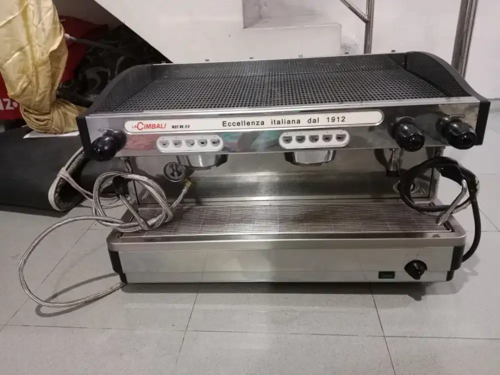 Mesin kopi la cimbali M27 RE