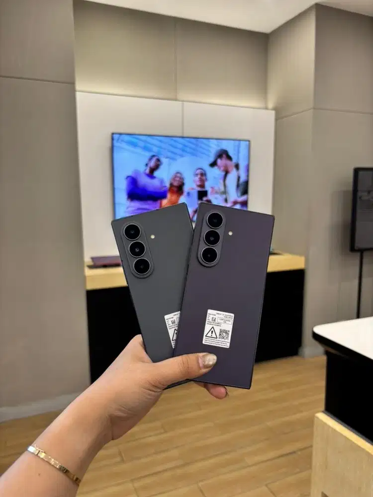 SAMSUNG Z FOLD8 Ultra garansi resmi cicilan 0%