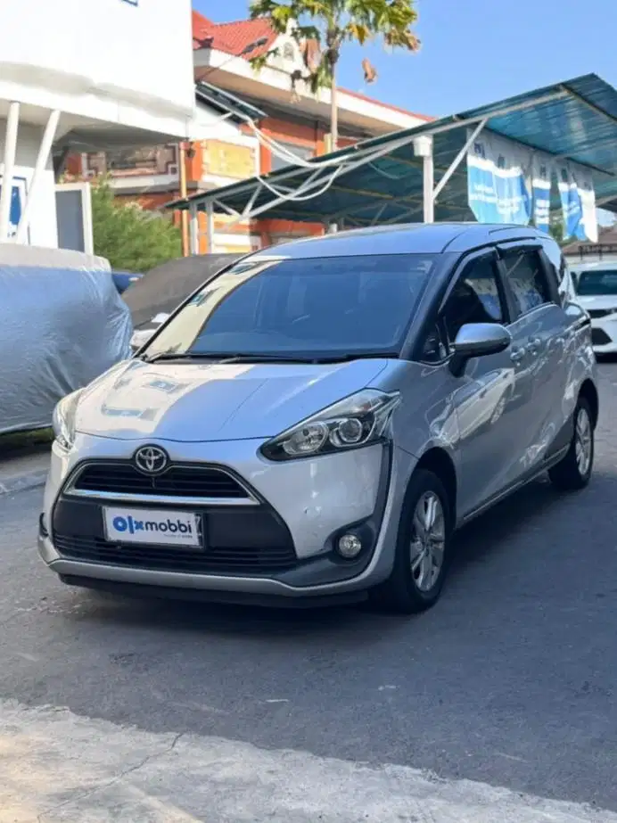 Toyota Sienta 1.5 G Bensin MT 2017 Silver  (GZ)
