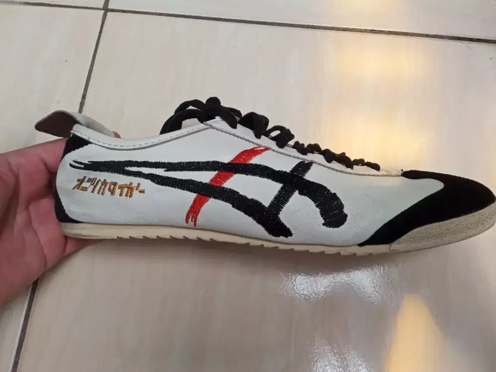 Sepatu Onitsuka Tiger sz 43 ½