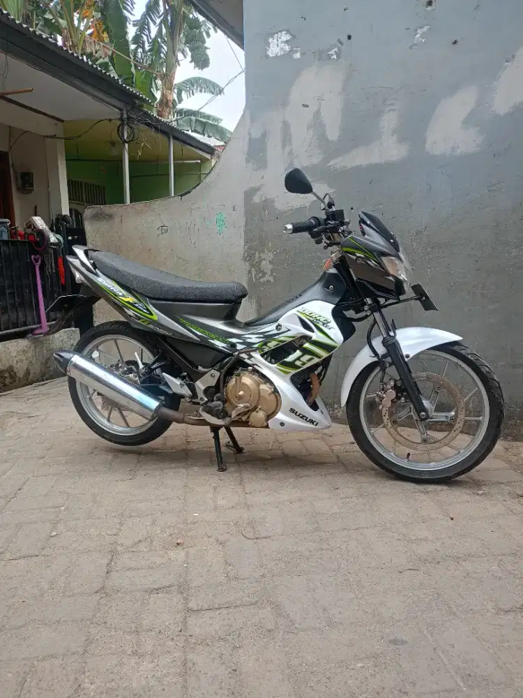 Suzuki Satria Fu th 2012 original mesin gurih ss komplit