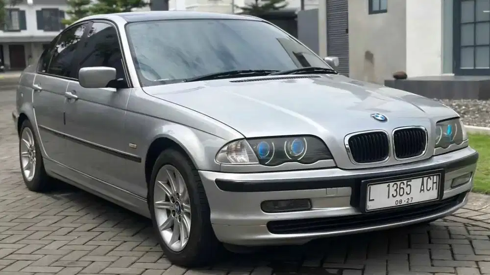 BMW E46 M43 318i Tahun 2000