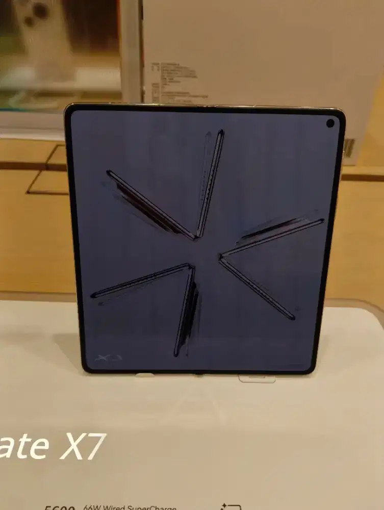 HUAWEI  Mate X7