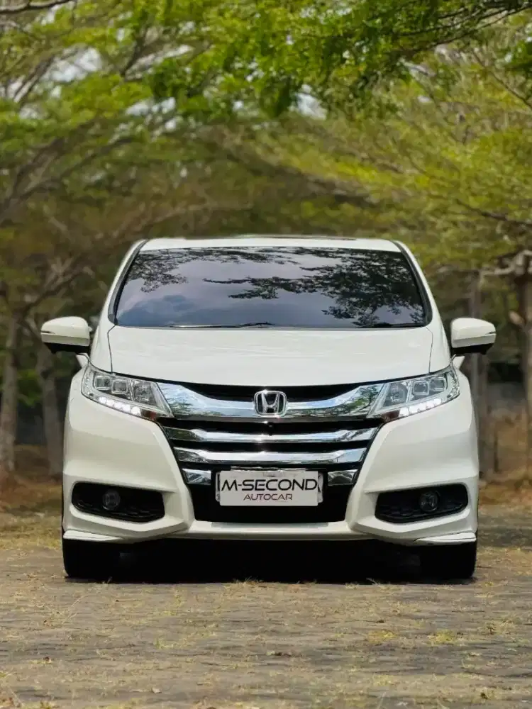 Honda Odyssey 2.4 E CVT 2016 AT