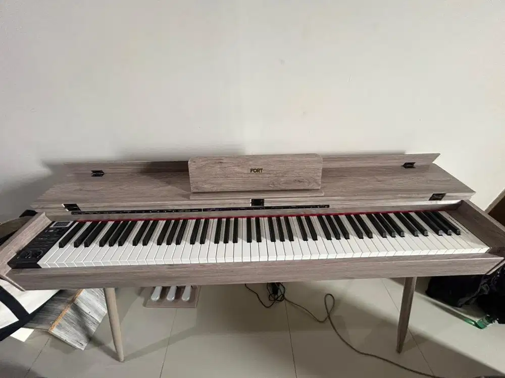 Piano Fort Batavia Plus