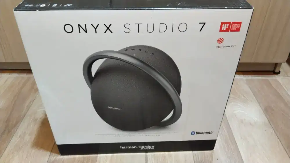 Harman Kardon Onyx Studio 7 Brand New
