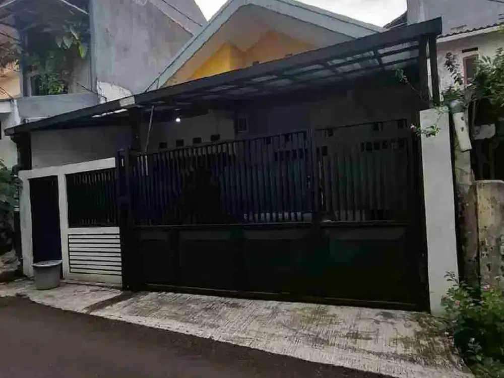 Rumah kost 5 pintu di jati pulo