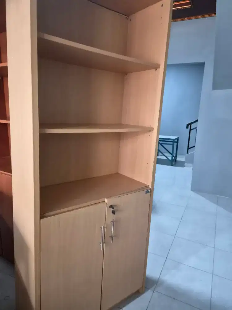 Jual lemari buku