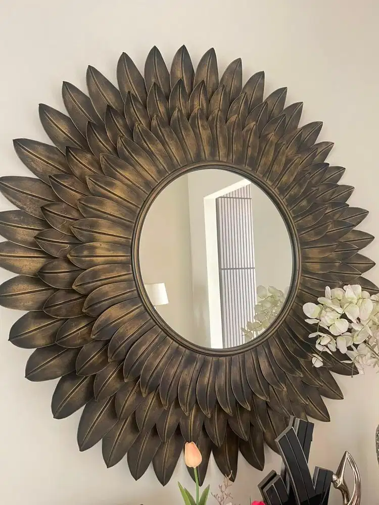 Hiasan dinding elegant
