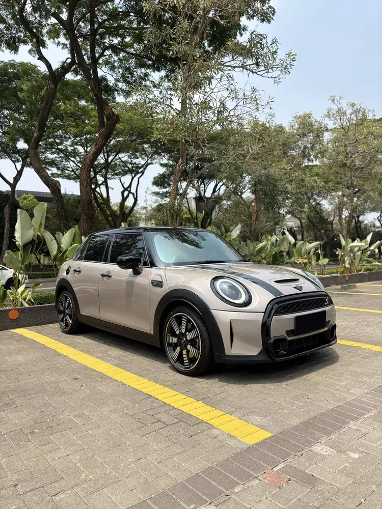 Mini Cooper S 5 Doors NIK 2023