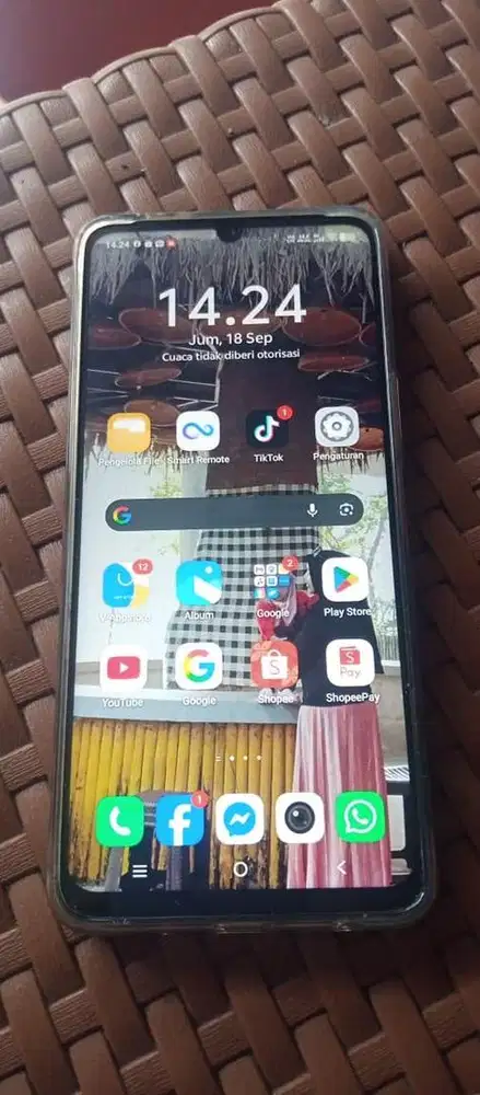 Dijual vivo y05 4/128 baru 2 bulan masih anget
