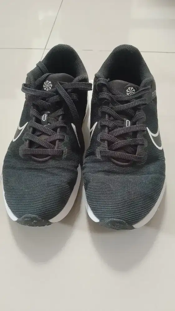 Nike downsister unisex black size 36