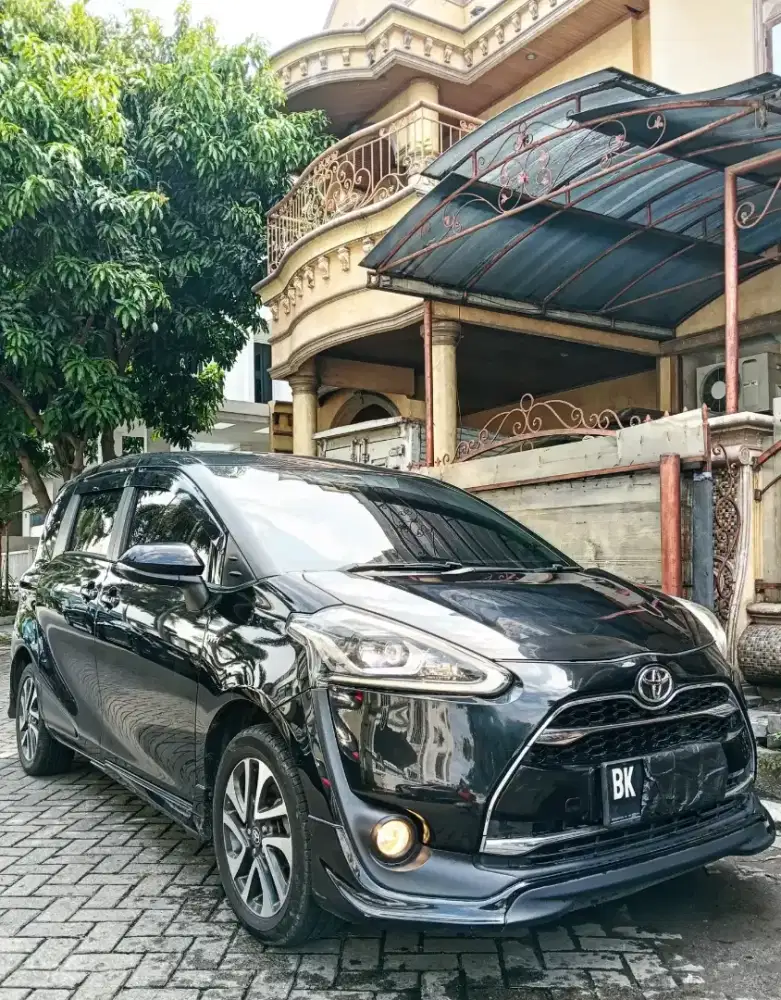 Toyota Sienta 1.5 Q Matic 2016 Hitam