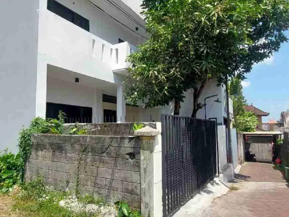 Rumah Di Daerah Canggu dekat ke Semer, Umalas Denpasar Barat