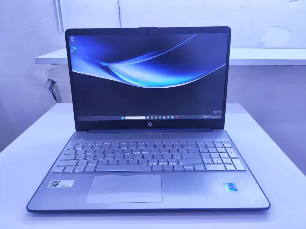 Hp 15s Core i3 1210U/RAM 8Gb/SSD 512Gb/15 FHD/WIN 11