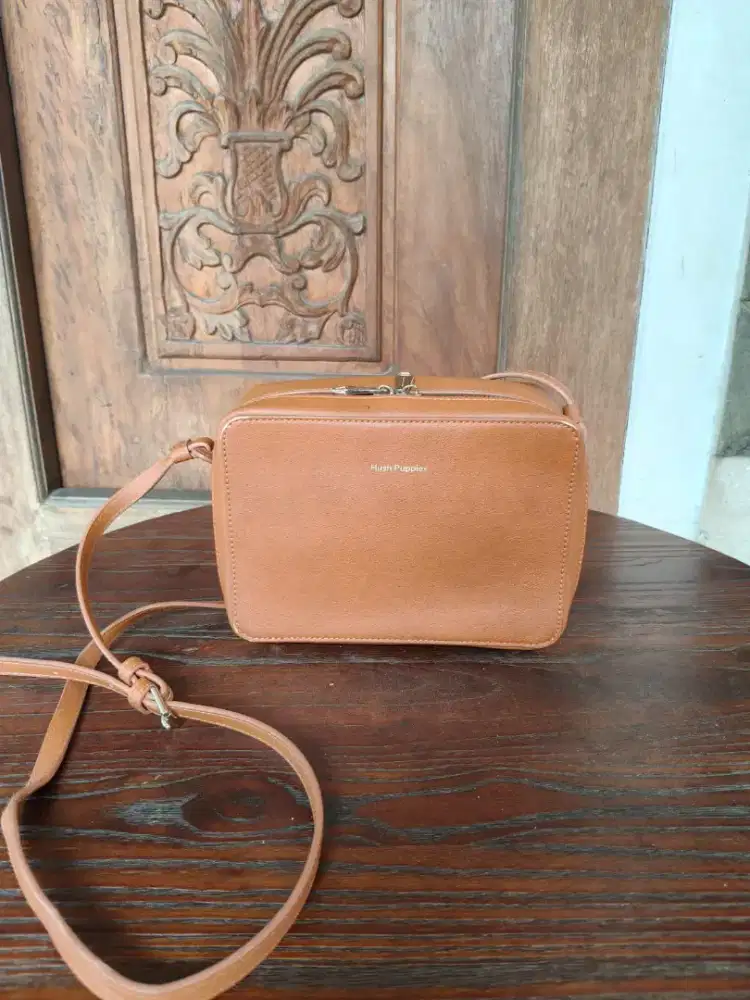 Sling bag Hush Puppies