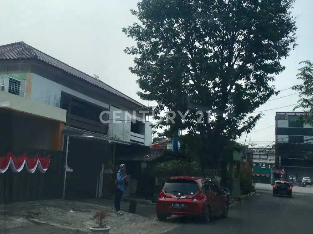 Dijual Rumah Hook Di Jalan Raya Tebet, Jakarta Selatan.