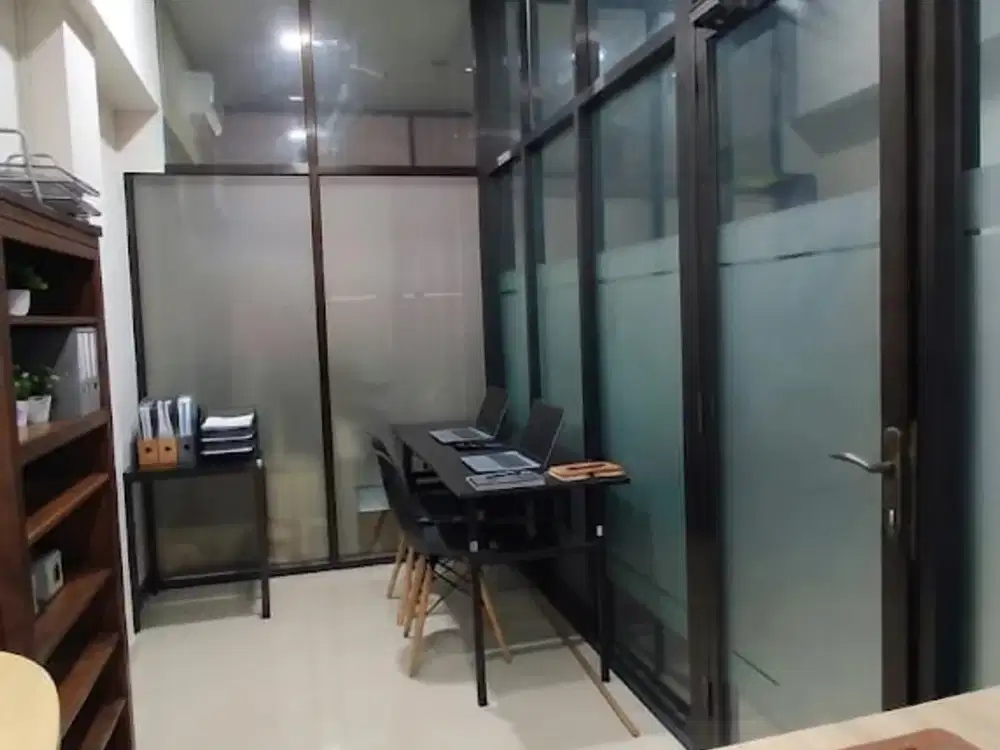 Private Office Siap Pakai di Jl. Slamet Riyadi, Surakarta