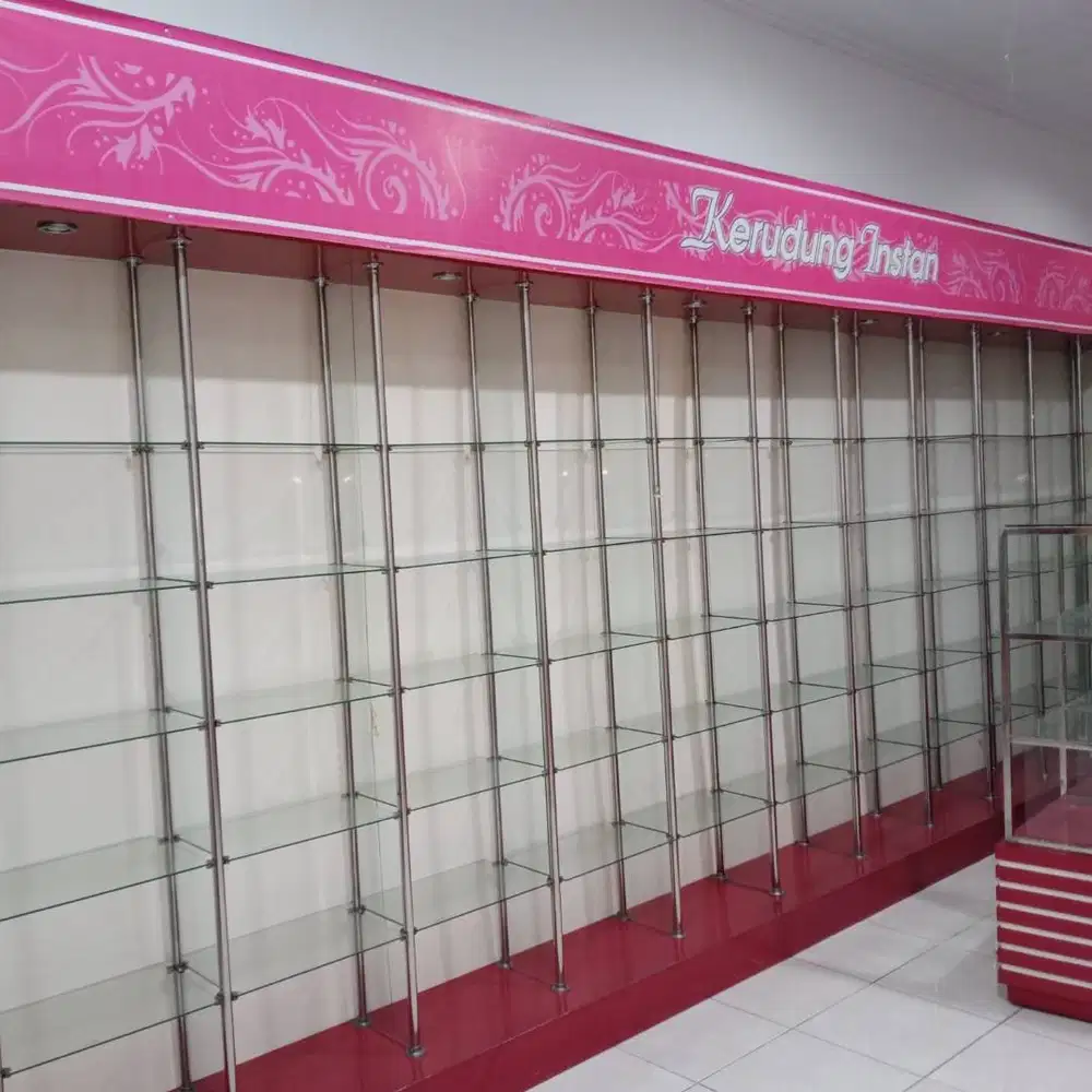 Jual Lemari Display Kaca – Cocok untuk Toko & Usaha, Kondisi Bagus