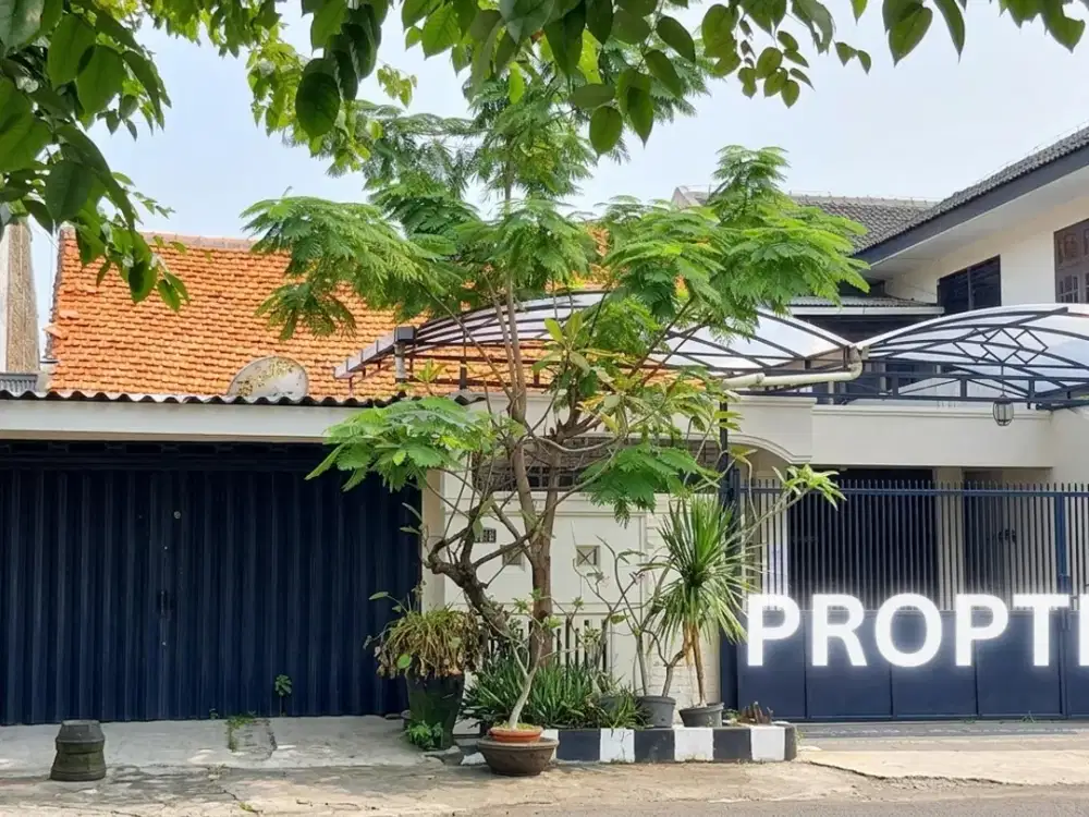 Rumah 2 LT Rungkut Jalan Raya Besar bisa untuk Usaha dan Kos2an Surabaya - Rm085apd