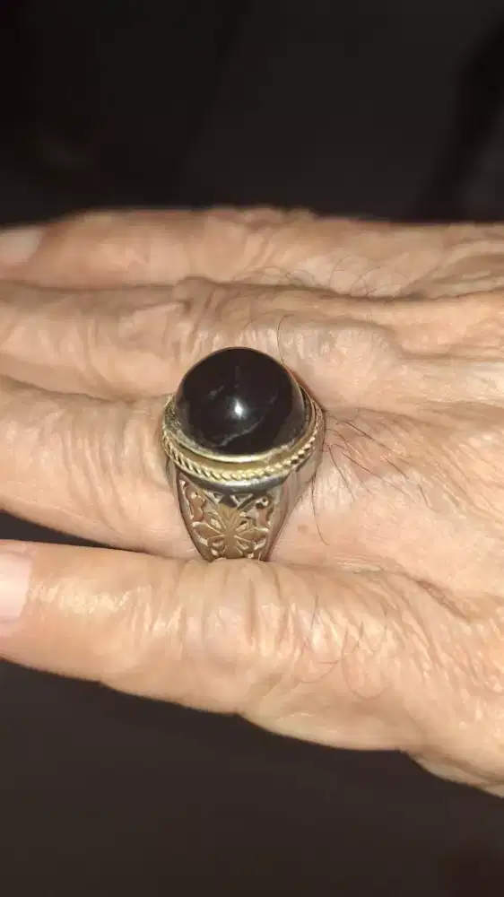 Di jual batu cincin