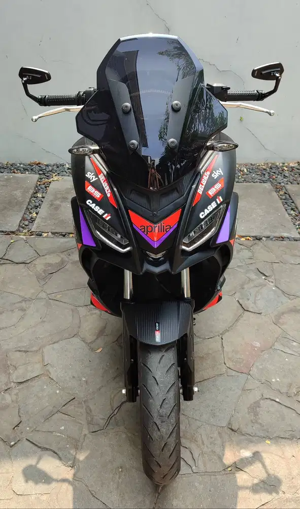 Aprilia SR GT 200 Sport