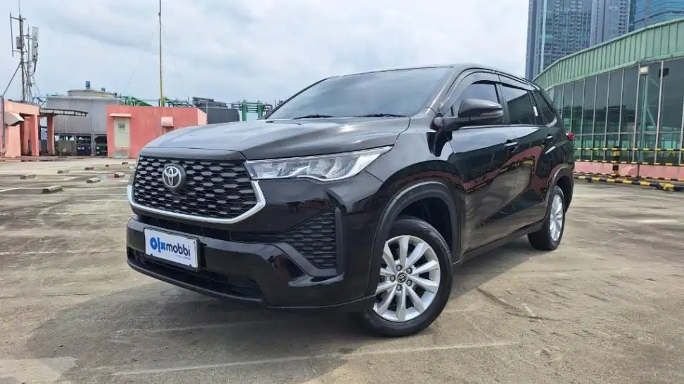 KM Rendah - Toyota Kijang Innova 2.0 Zenix V CVT Bensin-AT 2022