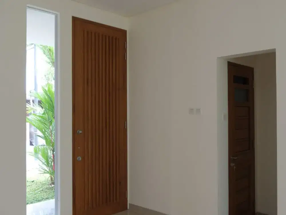 Dekat Bale Mulia, Rumah Jogja, Carport 2 Mobil
