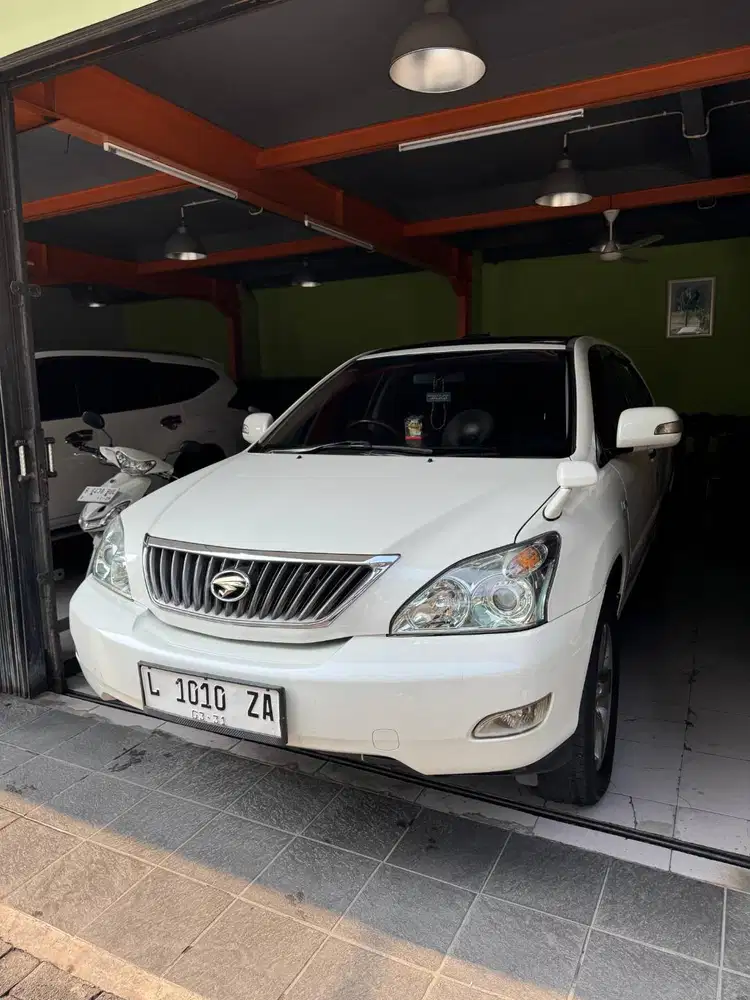 Jual Cash Toyota Harrier 2.4 L Prem AT 2012