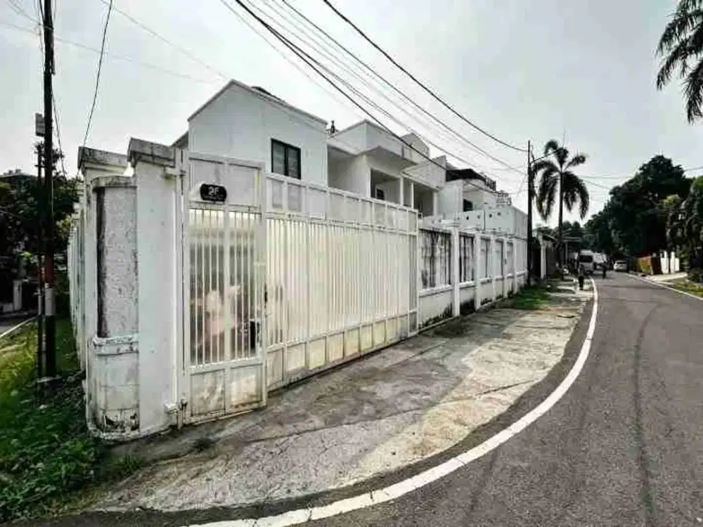 Dijual Rumah Mewah 2 Lantai di Mampang Jaksel SHM LT 454m² 5+1 KT Bebas Banjir