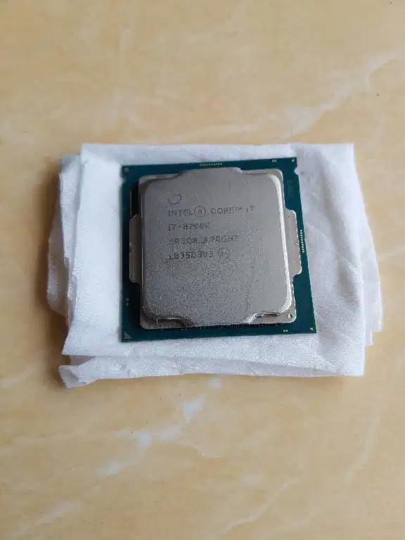 Processor Intel Core i7 8700K 12 cpu speed to 4.7Ghz gen 8th lga 1151