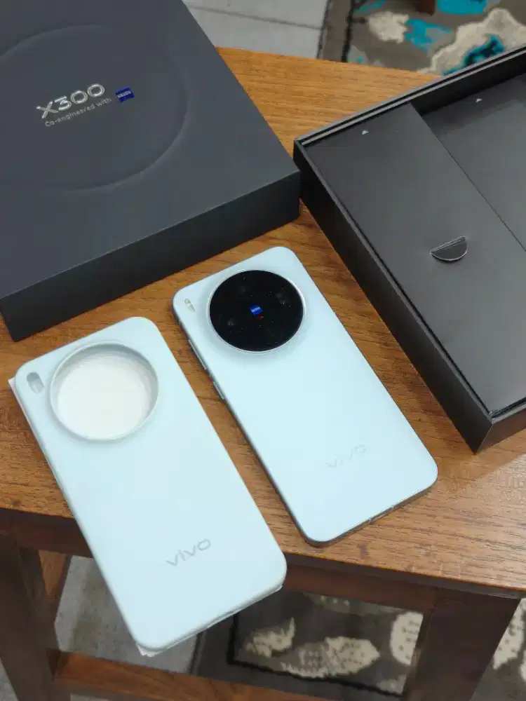 VIVO X300 RAM 12/256GB Likenew Resmi
