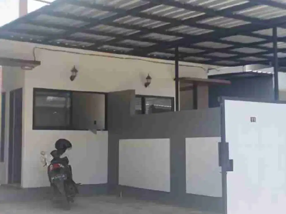 Di kontrakan rumah jalan Tukad yeh Aya , Denpasar , Bali