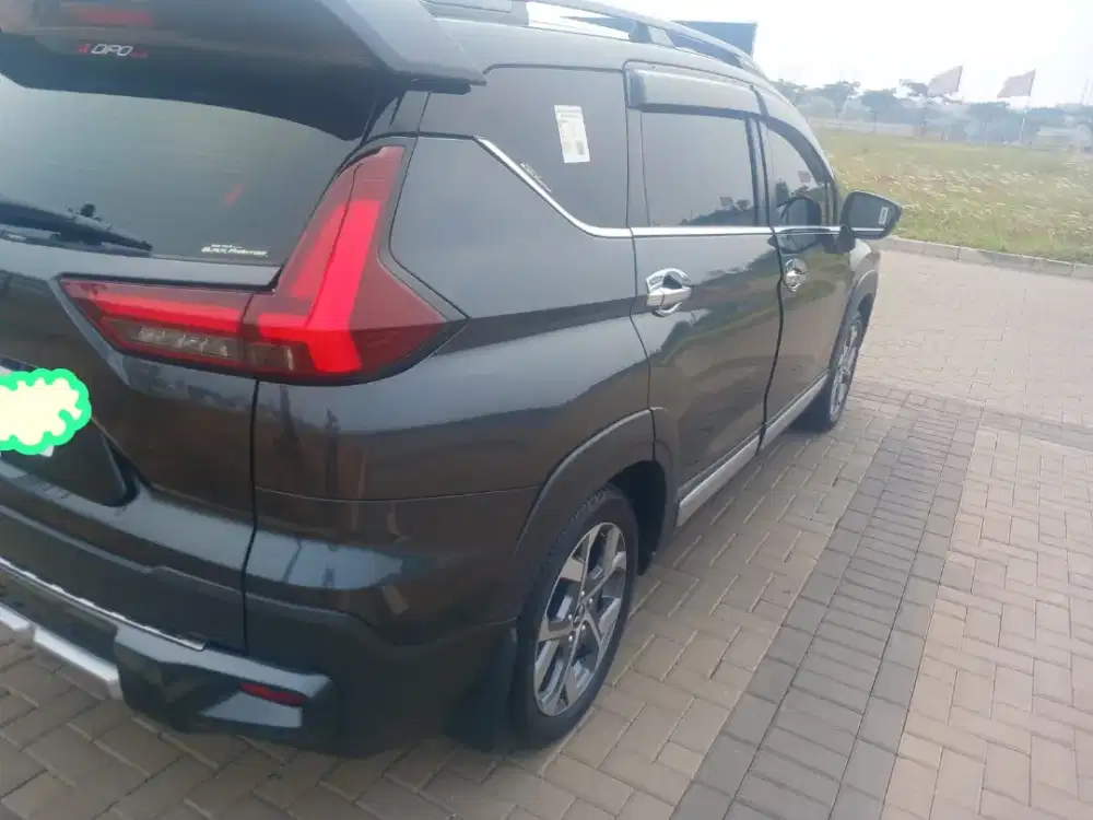Dijual Cepat Expander cross CVT Tahun 2025
