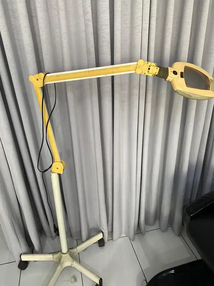 Lampu Facial /lampu sulam alis / lampu eyelash