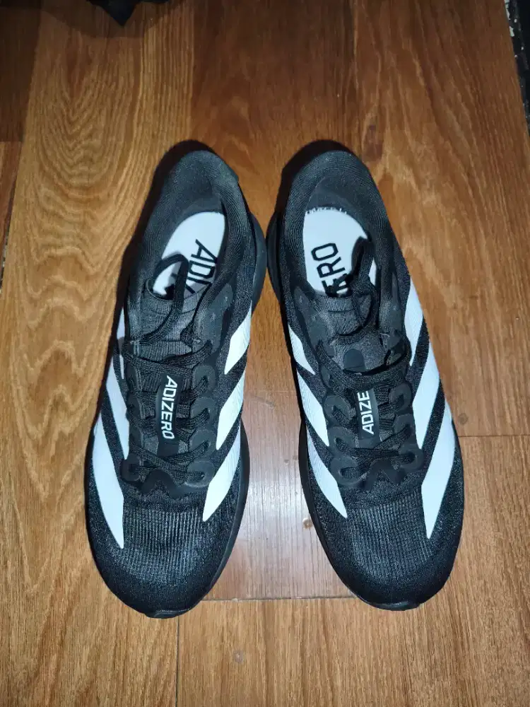 Sepatu Adidas Azero