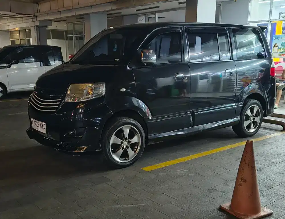 Suzuki Apv Luxury 2011