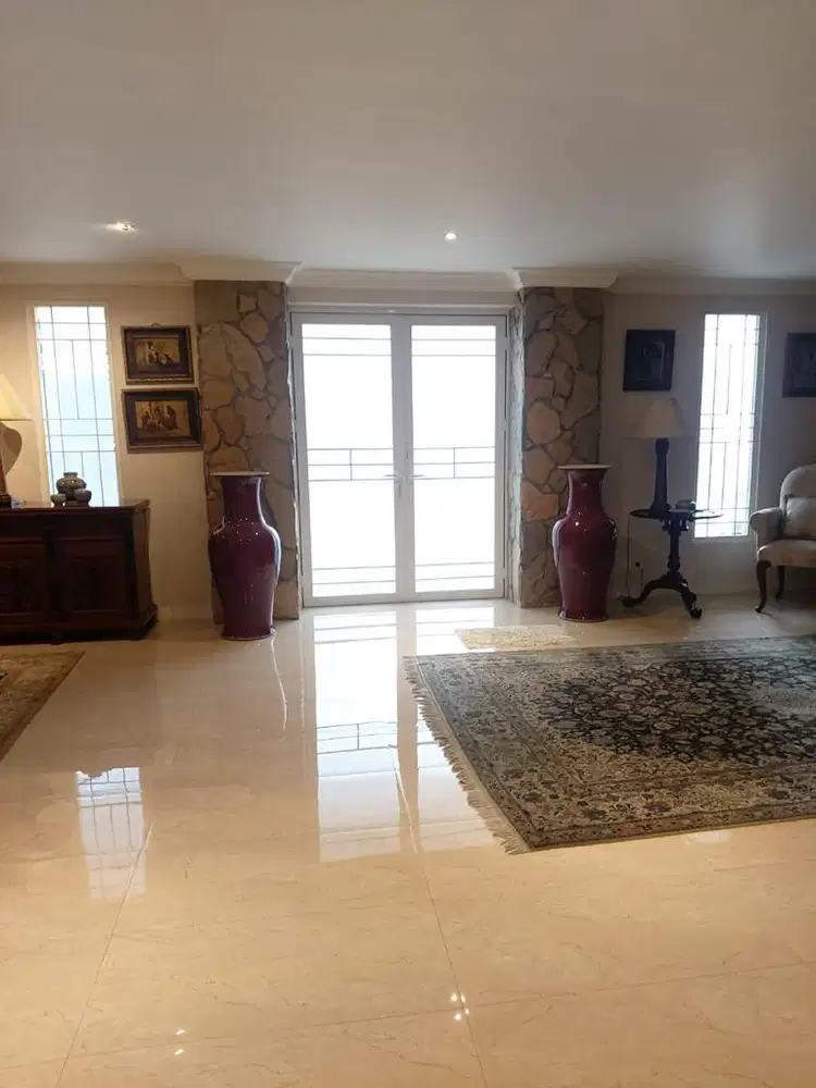 RUMAH MEWAH HARGA MURAH KAWASAN SENOPATI