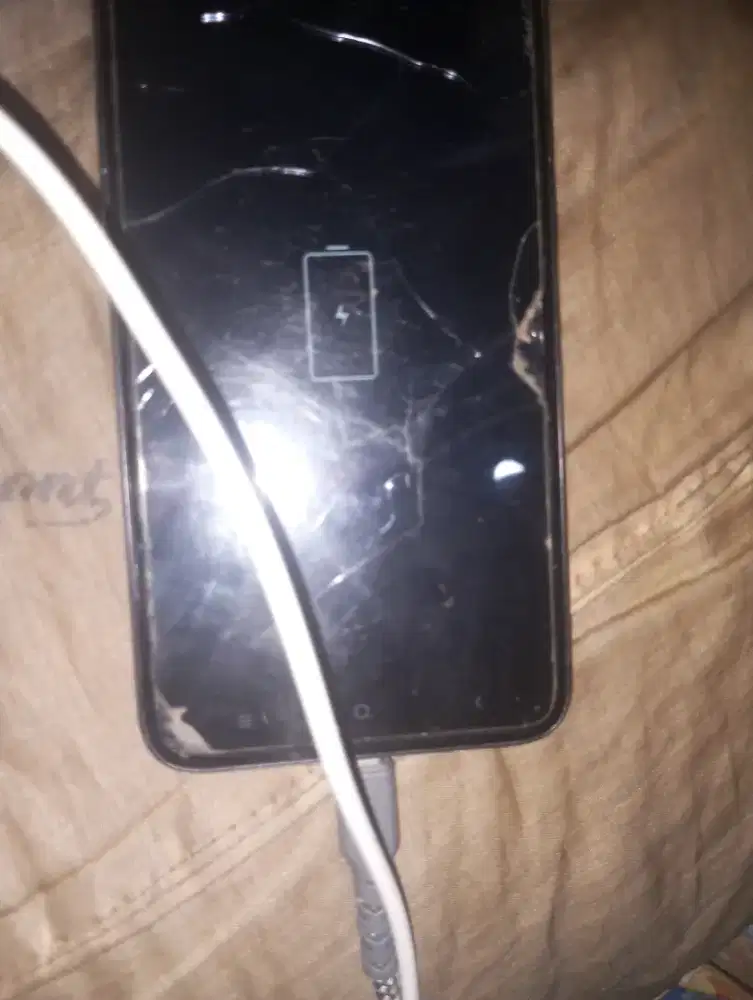 Jual hp bekas yng minat chat aja