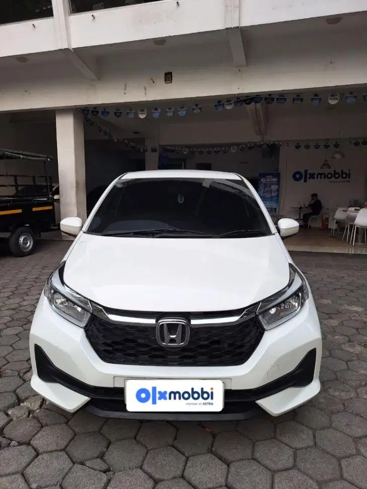 LOW DP - Honda Brio Satya 1.2 E Bensin-AT Automatic-2024