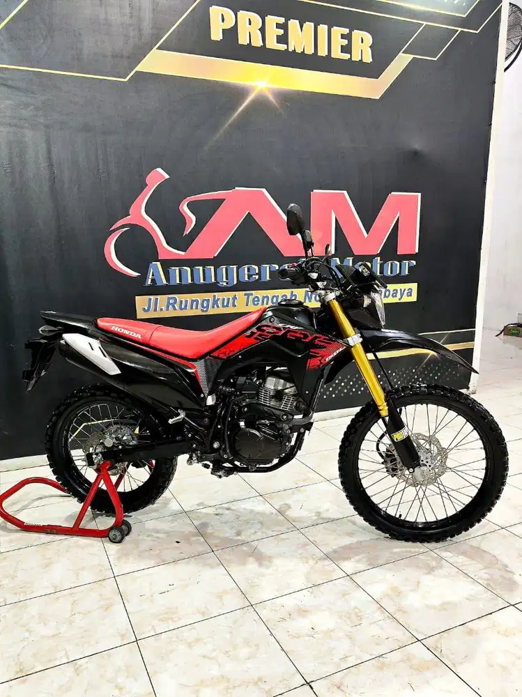 Honda CRF 150L Black Glossy Mewah Th 2021. Anugerah Motor Rungkut