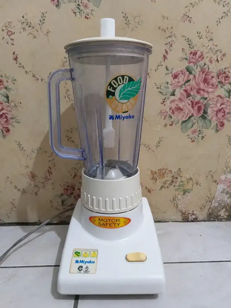 Blender Miyako muluss no minus.
