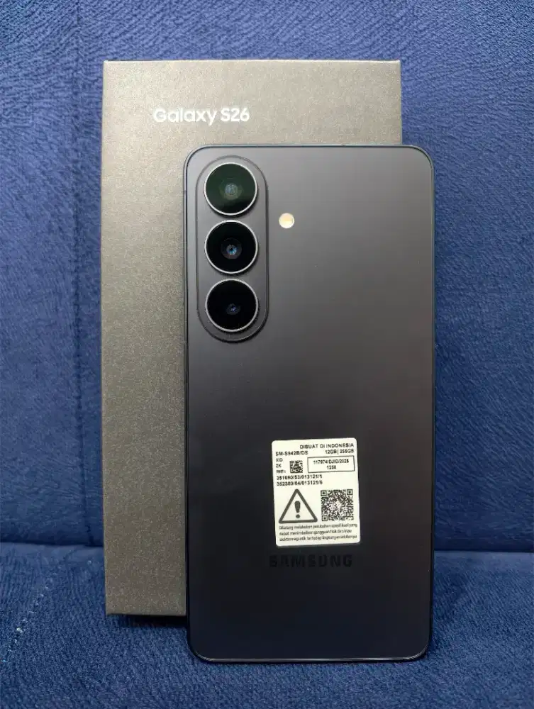 Samsung Galaxy S26 basic 12/256 Baru pakai 2 minggu Garansi Panjang